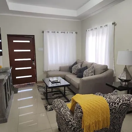 Experience Luxury & Serenity-Your Perfect Getaway