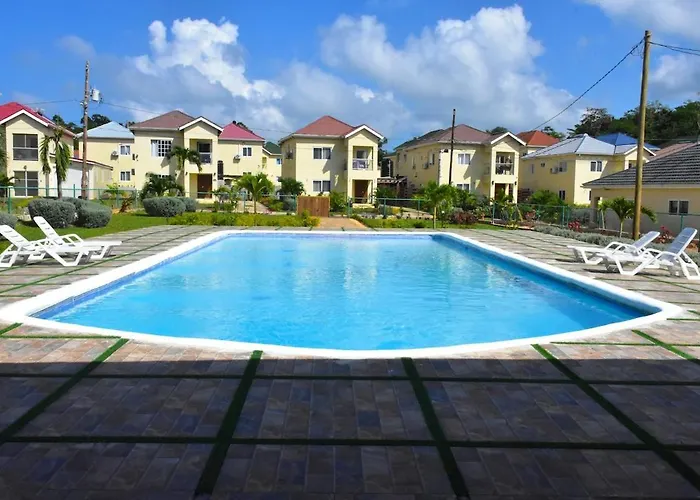 Holiday home Experience Luxury & Serenity-your Perfect Getaway
