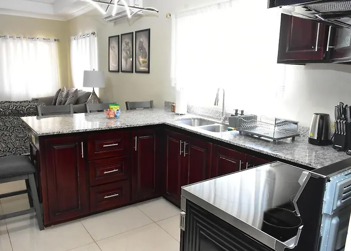 Holiday home Experience Luxury & Serenity-your Perfect Getaway